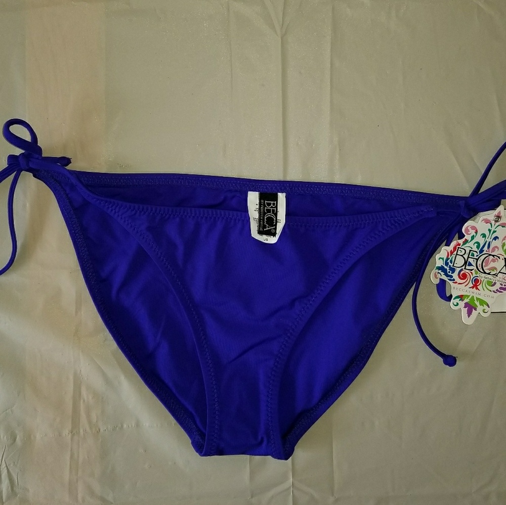 New BECCA WOMEN'S BOTTOM